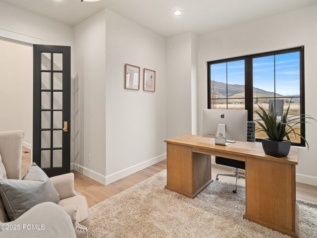 387 E 7900 Street, Huntsville, UT 84317