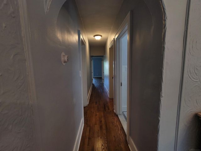 1146 Lakepointe Street, Grosse Pointe, MI 48230