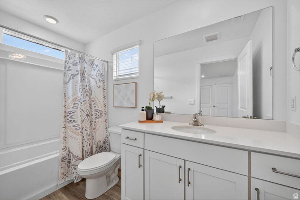 Image 13 of property listing at 1449 S WINDY RIDGE DR, Spanish Fork, UT 84660