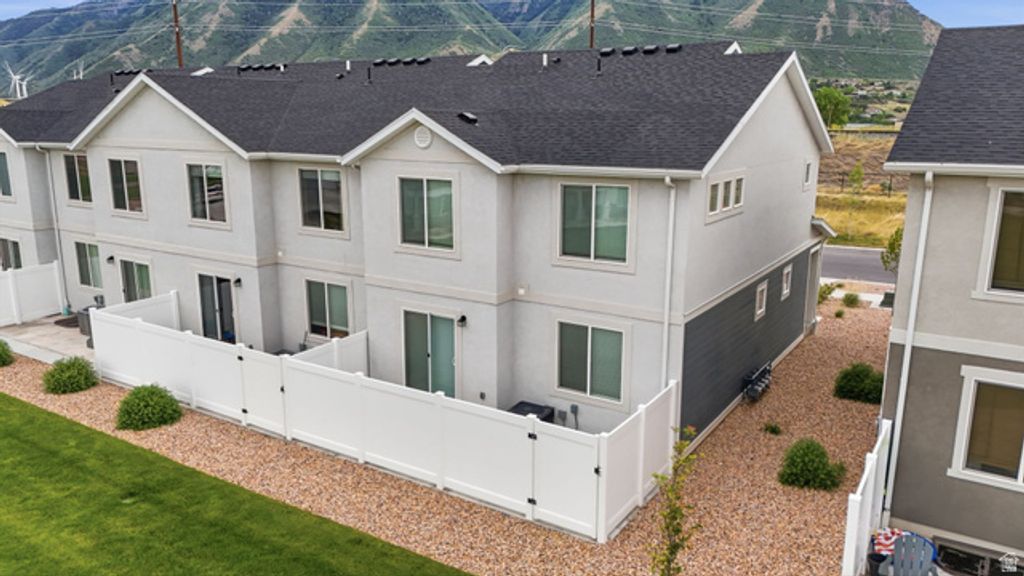 Image 23 of property listing at 1449 S WINDY RIDGE DR, Spanish Fork, UT 84660
