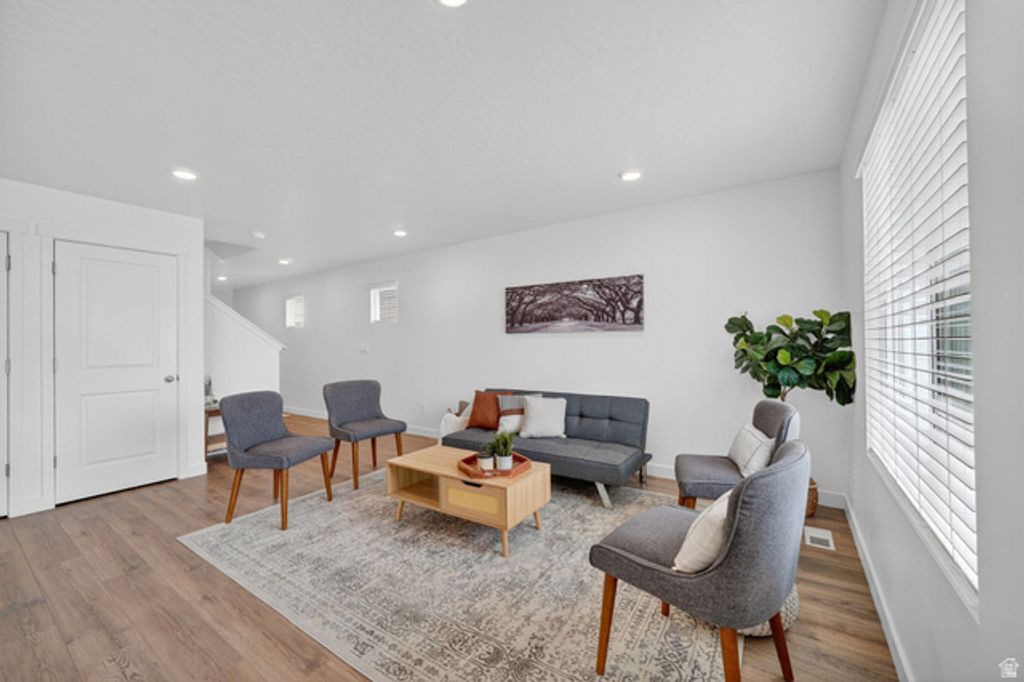 Image 8 of property listing at 1449 S WINDY RIDGE DR, Spanish Fork, UT 84660