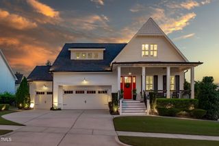 113 Splendid Oak Court, Holly Springs, NC 27540