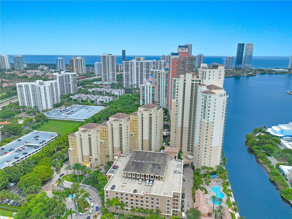 3340 NE 190th Street 503, Aventura, FL 33180