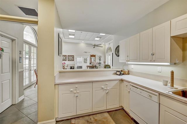 15441 BELLAMAR CIRCLE 1113, Fort Myers, FL 33908