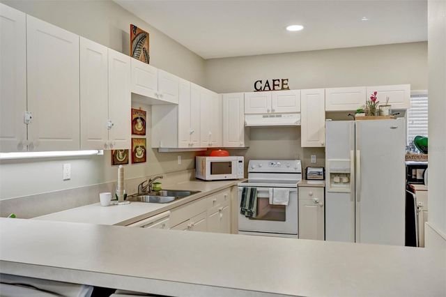 15441 BELLAMAR CIRCLE 1113, Fort Myers, FL 33908