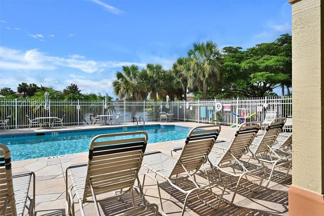 15441 BELLAMAR CIRCLE 1113, Fort Myers, FL 33908