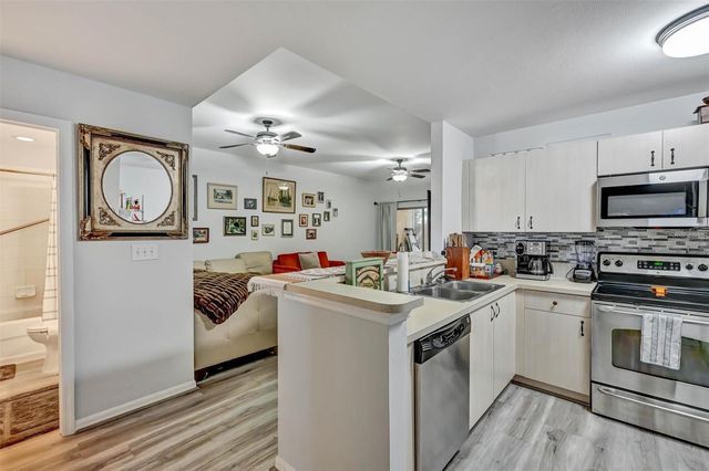 15441 BELLAMAR CIRCLE 1113, Fort Myers, FL 33908