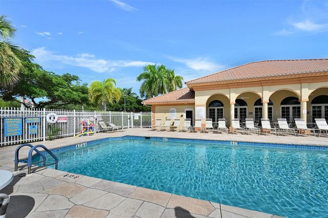 15441 BELLAMAR CIRCLE 1113, Fort Myers, FL 33908