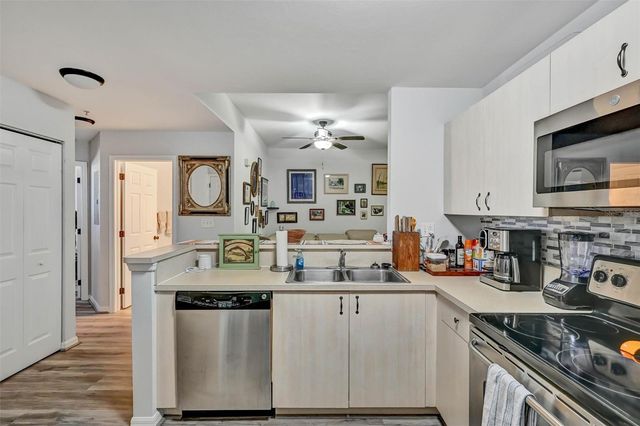 15441 BELLAMAR CIRCLE 1113, Fort Myers, FL 33908