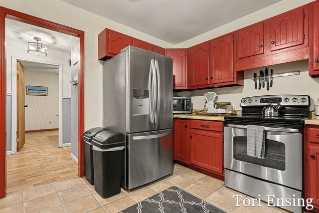 21 Riverview Drive, Greenville, MI 48838