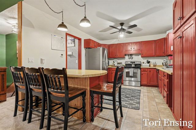 21 Riverview Drive, Greenville, MI 48838