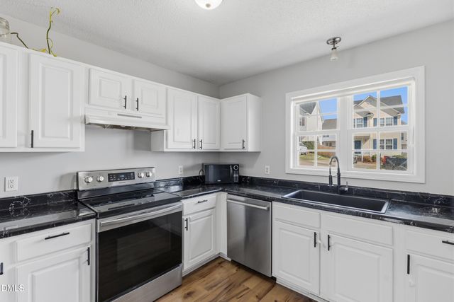 4729 Windbreak Lane, Raleigh, NC 27616