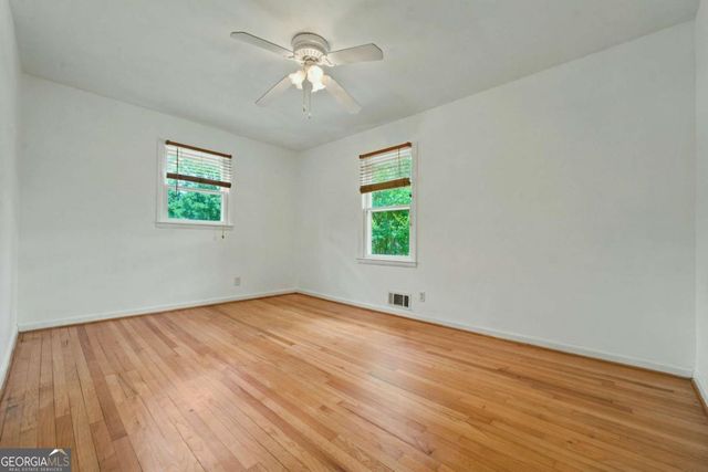 3576 Lakeshore Drive, Smyrna, GA 30082
