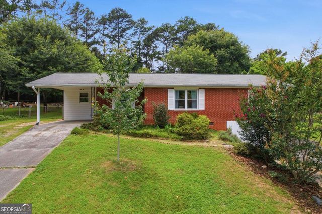 3576 Lakeshore Drive, Smyrna, GA 30082