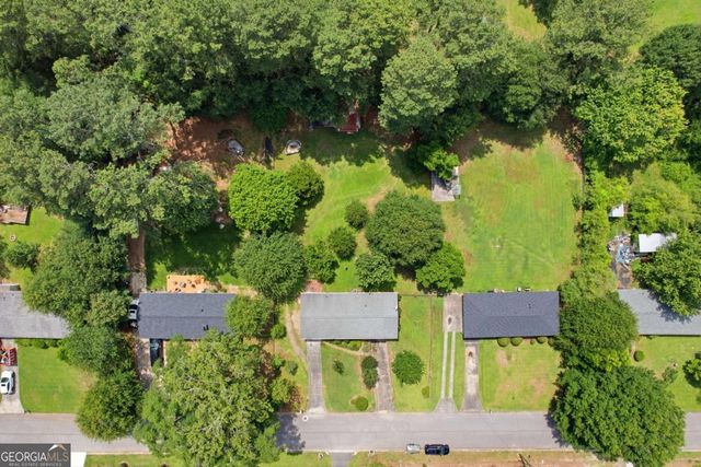 3576 Lakeshore Drive, Smyrna, GA 30082