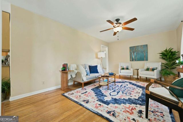 3576 Lakeshore Drive, Smyrna, GA 30082