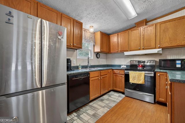 130 Rocky Creek, Milledgeville, GA 31061