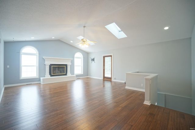 3844 E 400 N., Warsaw, IN 46582