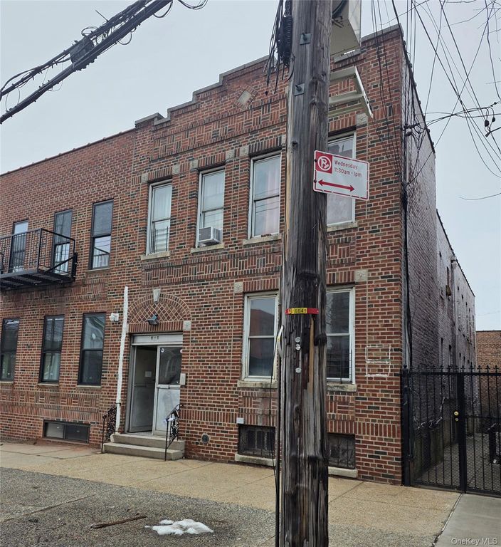 805 Adee Avenue, Bronx, NY 10467 — exterior