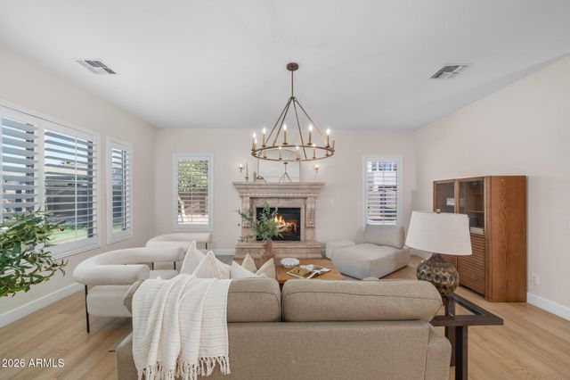 2517 S CONSTELLATION Way, Gilbert, AZ 85295