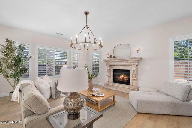 2517 S CONSTELLATION Way, Gilbert, AZ 85295