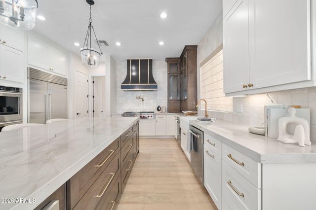 2517 S CONSTELLATION Way, Gilbert, AZ 85295
