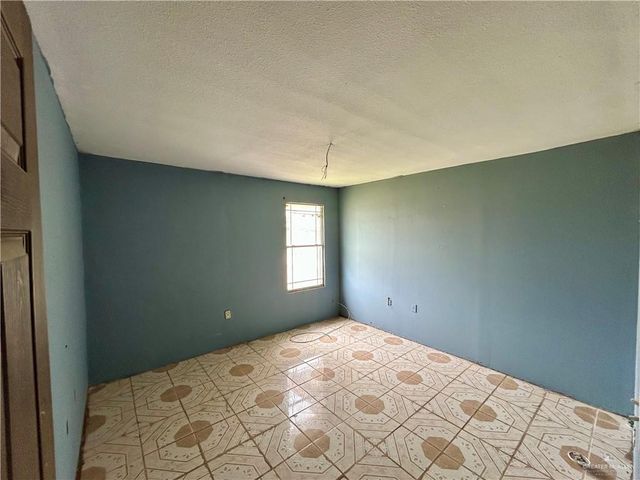 1511 Arboledas Drive, Penitas, TX 78576