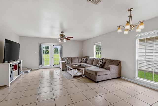 164 Jolie Oaks Blvd, Thibodaux, LA 70301