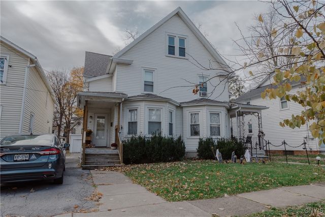 8 Grove Street, Geneva City, NY 14456