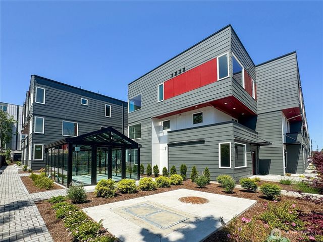 6949 42nd Avenue S, Seattle, WA 98118