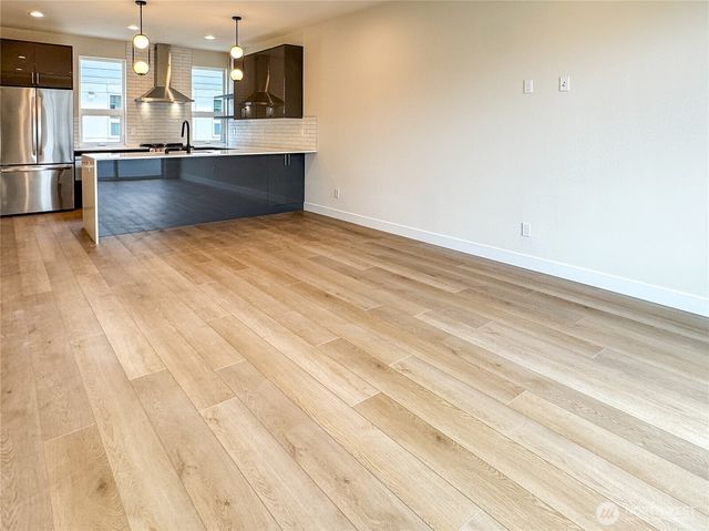 6949 42nd Avenue S, Seattle, WA 98118