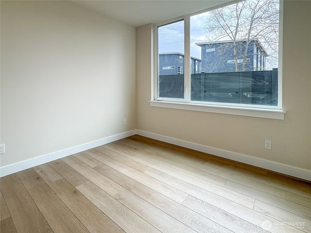 6949 42nd Avenue S, Seattle, WA 98118