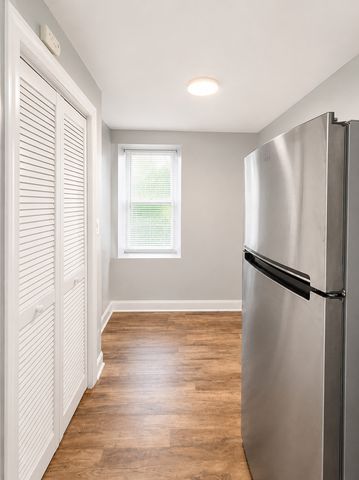 10747 S Michigan Avenue G, Chicago, IL 60628