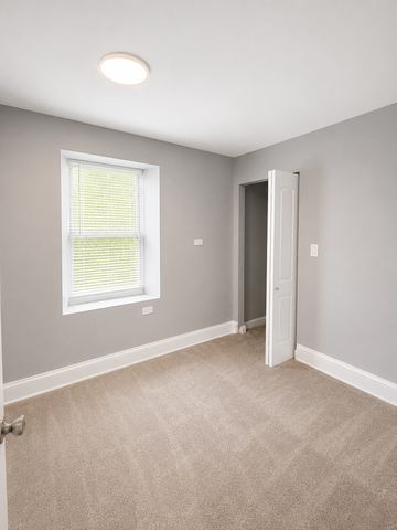 10747 S Michigan Avenue G, Chicago, IL 60628