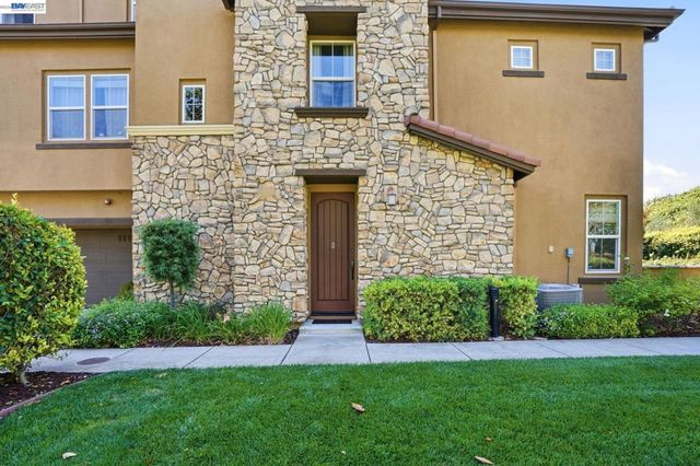 674 Selby Lane 4, Livermore, CA 94551