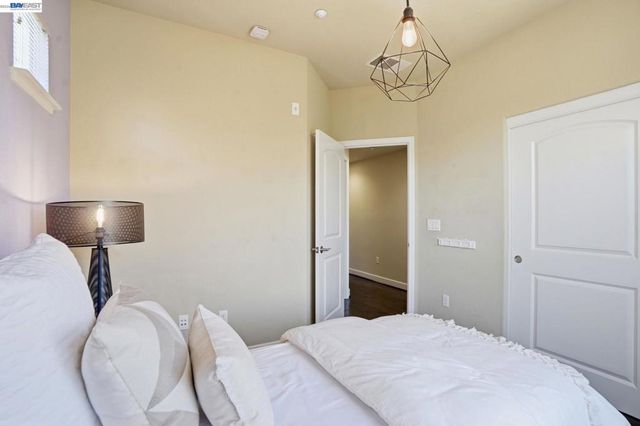 674 Selby Lane 4, Livermore, CA 94551