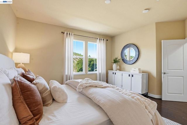 674 Selby Lane 4, Livermore, CA 94551