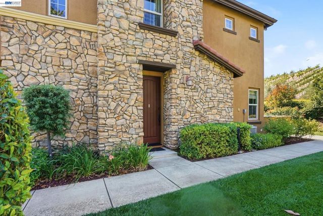 674 Selby Lane 4, Livermore, CA 94551