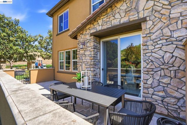 674 Selby Lane 4, Livermore, CA 94551