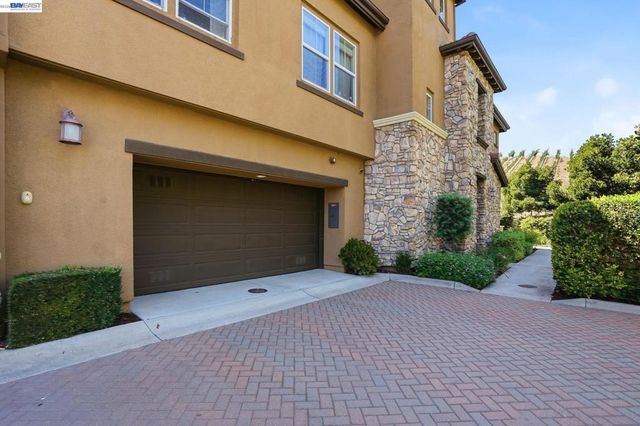 674 Selby Lane 4, Livermore, CA 94551