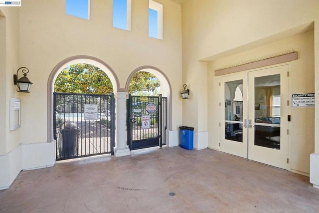 674 Selby Lane 4, Livermore, CA 94551
