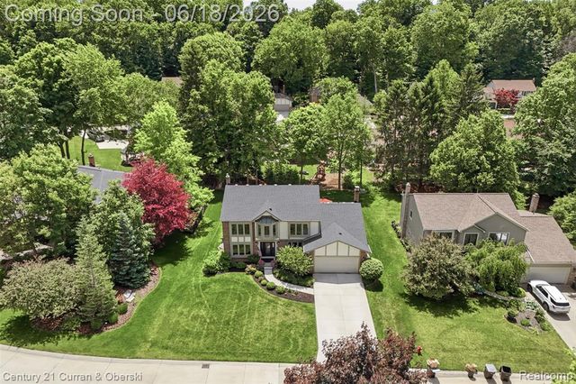 42149 Crestview Circle, Northville, MI 48168