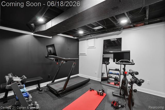 42149 Crestview Circle, Northville, MI 48168