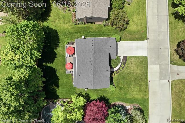 42149 Crestview Circle, Northville, MI 48168