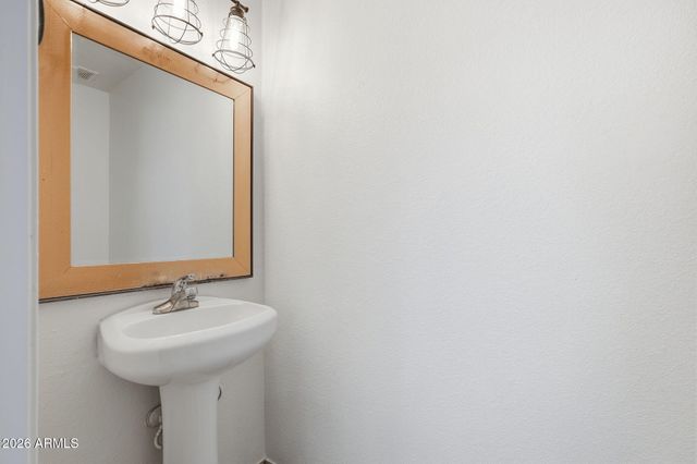 16218 W DAVIS Road, Surprise, AZ 85374