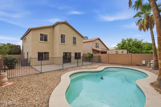 16218 W DAVIS Road, Surprise, AZ 85374