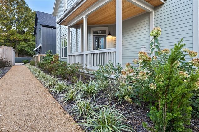 267 E 11th Street, Fayetteville, AR 72701