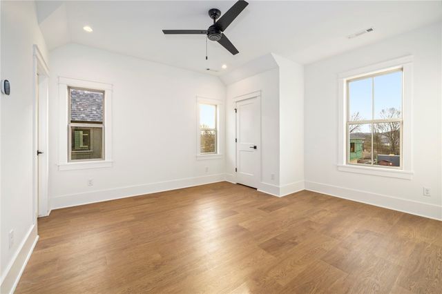 267 E 11th Street, Fayetteville, AR 72701