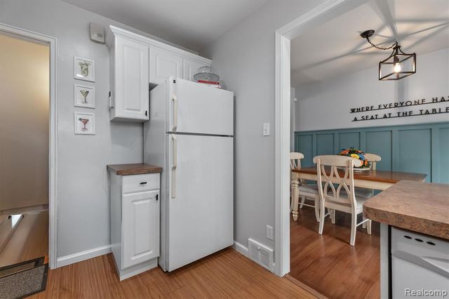 22127 Marter Road, Saint Clair Shores, MI 48080