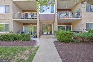 452 GIRARD ST #304, Gaithersburg, MD 20877